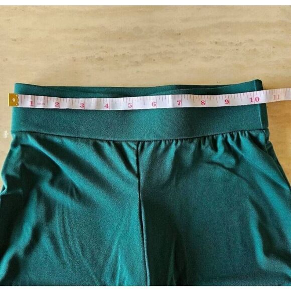 Weissman NWOT child small green dance shorts lyrical contemporary tap solo - Picture 5 of 7